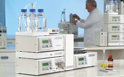 Hệ HPLC gradient hai cấu tử tự động – Áp suất cao Adept System 6